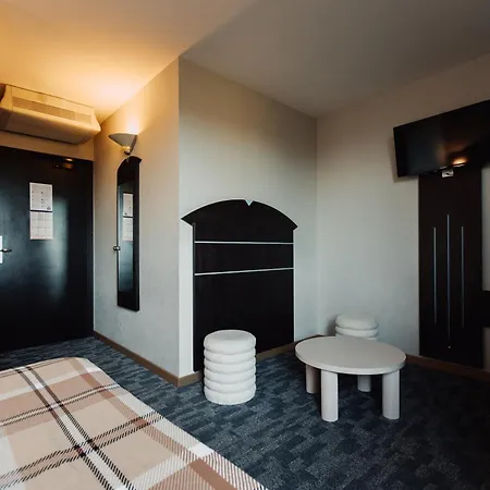 Akena Cambrai Hotel 3*