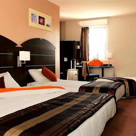 Akena City Hotel