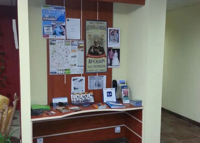 Отель Akena Cambrai