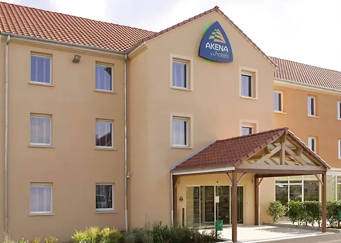 Akena Cambrai Отель 3*