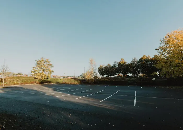 Отель Akena Cambrai 3*
